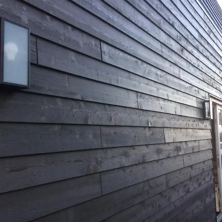 Oomes Huus - Sleep By Haestens, Wake With Coffee