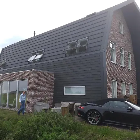 Oomes Huus - Sleep By Haestens, Wake With Coffee Bed & Breakfast 4*