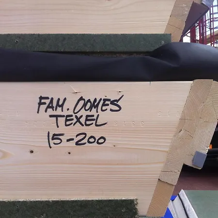 Bed & Breakfast Oomes Huus - Sleep By Haestens, Wake With Coffee 4*