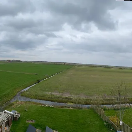 Oomes Huus - Sleep By Haestens, Wake With Coffee ベッド・アンド・ブレックファスト デン・ホールン