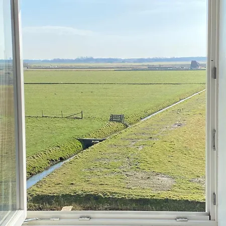 Oomes Huus - Sleep By Haestens, Wake With Coffee Bed & Breakfast Den Hoorn (North Holland)