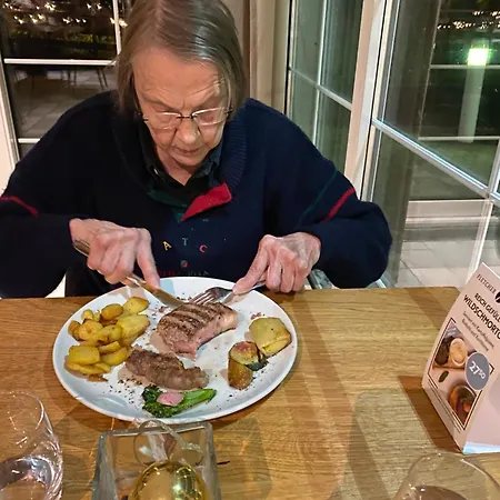 Oomes Huus - Sleep By Haestens, Wake With Coffee Bed & Breakfast Den Hoorn (North Holland)