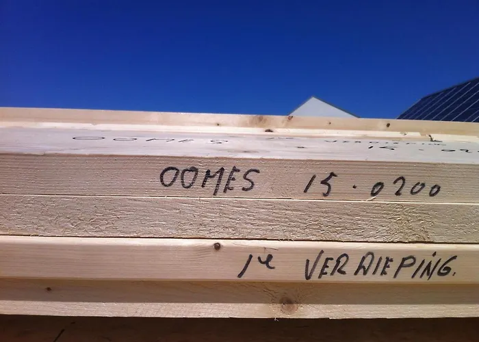 B&B Oomes Huus - Sleep By Haestens, Wake With Coffee