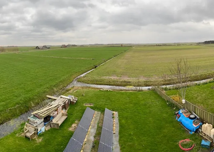 B&B Oomes Huus - Sleep By Haestens, Wake With Coffee 4*