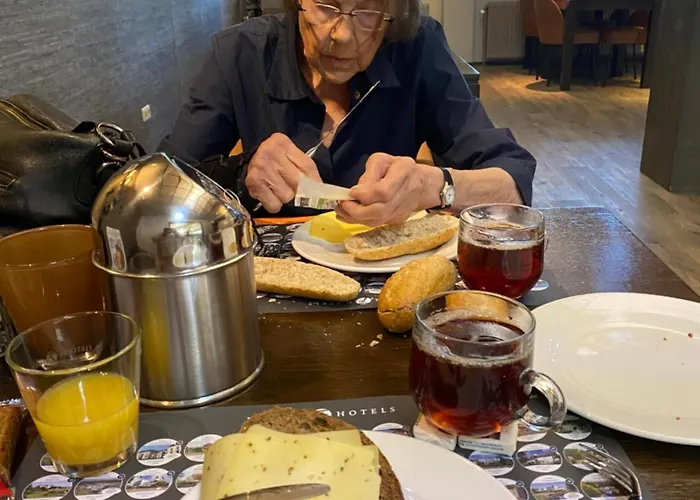 Oomes Huus - Sleep By Haestens, Wake With Coffee Bed & Breakfast Den Hoorn (North Holland)