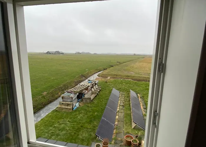 Bed & Breakfast Oomes Huus - Sleep By Haestens, Wake With Coffee 4*