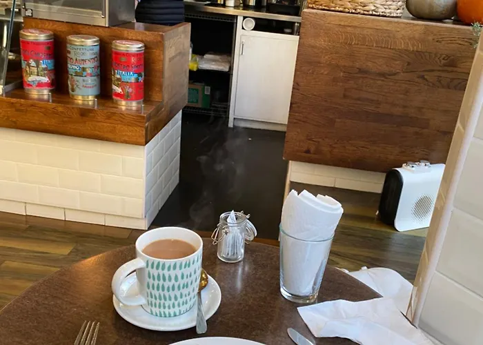 Oomes Huus - Sleep By Haestens, Wake With Coffee