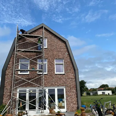 Oomes Huus - Sleep By Haestens, Wake With Coffee Alojamento de Acomodação e Pequeno-almoço 4*