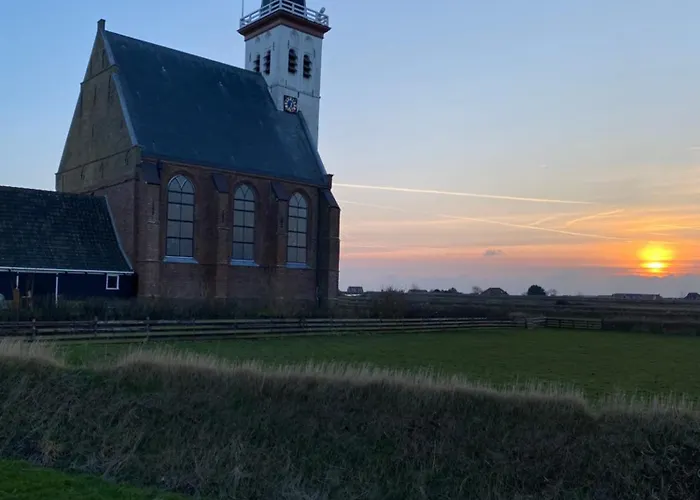 Oomes Huus - Sleep By Haestens, Wake With Coffee B&B 4*